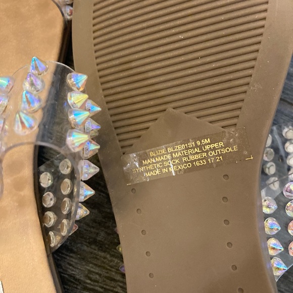 Steve Madden Blizie Sandal - Picture 9 of 10